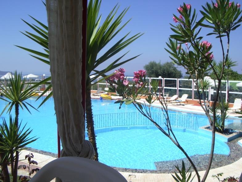 Nea Kydonia Suites & Studios ダラトソ エクステリア 写真